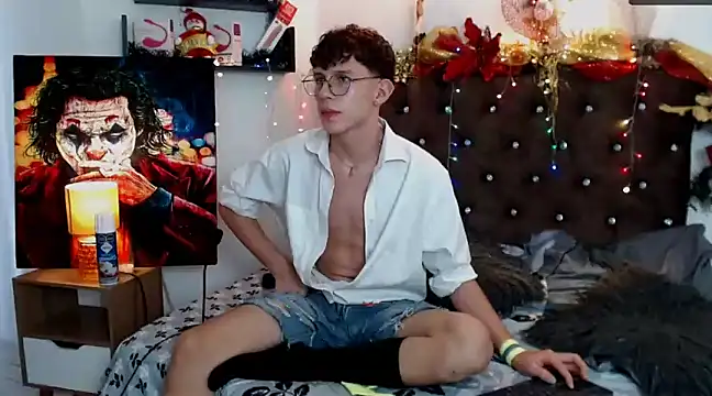 flowers18 online show from 28, 12, 2024