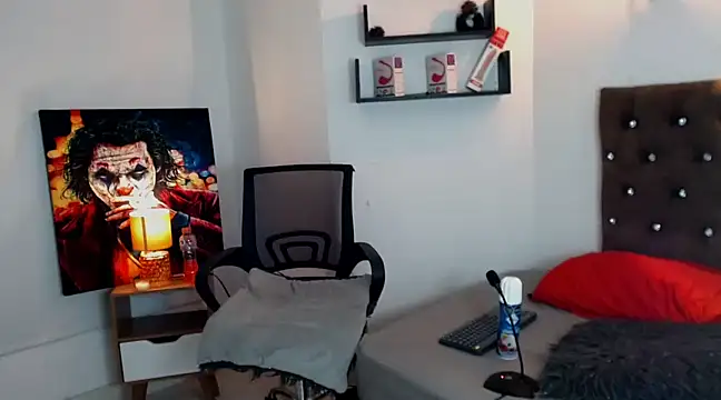 flowers18 online show from 12, 1, 2025