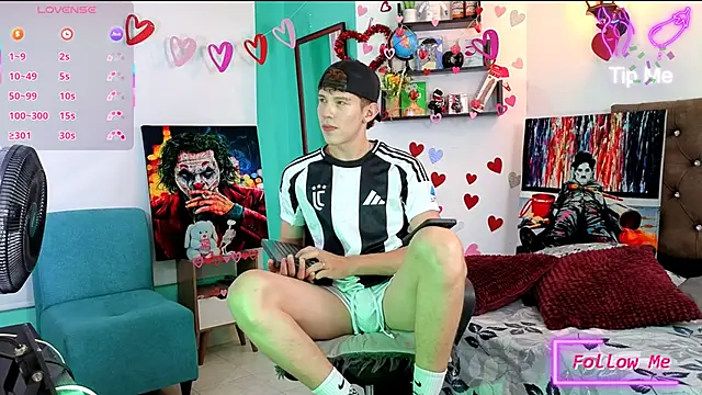 flowers18 online show from 25, 9, 2025