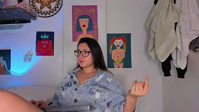 azumi cutiepie  online show from 3, 3, 2025