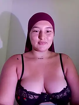 Celeste camila18 online show from 9, 9, 2025