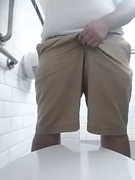 Whiper2024 online show from 14, 9, 2025