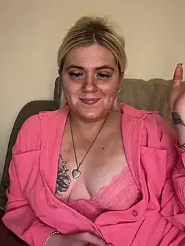 Blondiee3088 online show from 8, 1, 2025