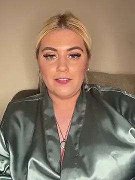 Blondiee3088 online show from 4, 3, 2025