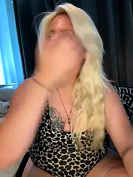 Blondiee3088 online show from 2, 10, 2025