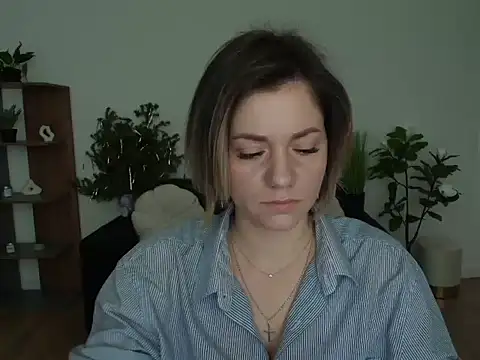 MariaSttone online show from 7, 1, 2025