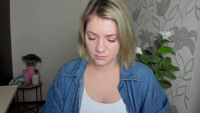 MariaSttone online show from 8, 10, 2025