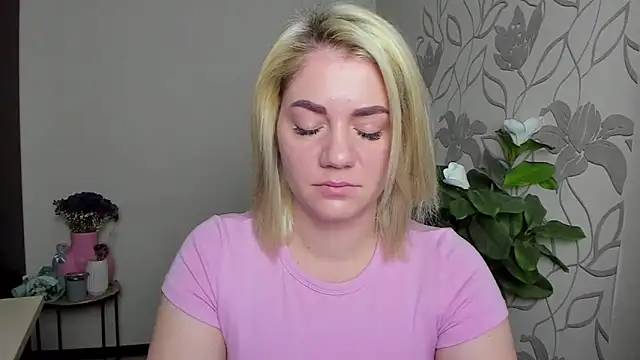 MariaSttone online show from 3, 11, 2025