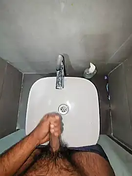 Snapshot of rahulGJ03 chatting on 22, 12, 2024 rahulGJ03 online show from 22, 12, 2024