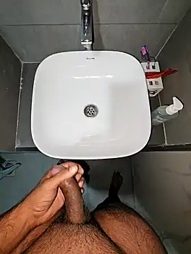 Snapshot of rahulGJ03 chatting on 5, 2, 2025 rahulGJ03 online show from 5, 2, 2025