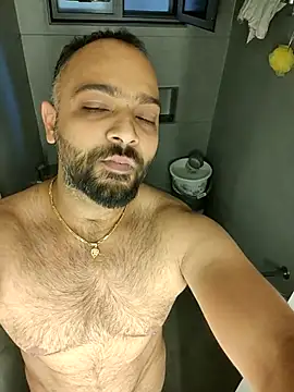 Snapshot of rahulGJ03 chatting on 7, 3, 2025 rahulGJ03 online show from 7, 3, 2025