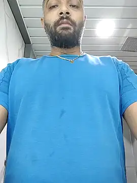 Snapshot of rahulGJ03 chatting on 14, 3, 2025 rahulGJ03 online show from 14, 3, 2025