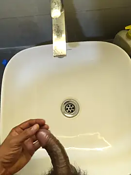 Snapshot of rahulGJ03 chatting on 24, 10, 2025 rahulGJ03 online show from 24, 10, 2025