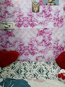 sandy naughty online show from 18, 2, 2026