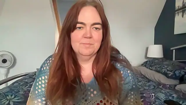 curvy-milf-abbie online show from 24, 2, 2026