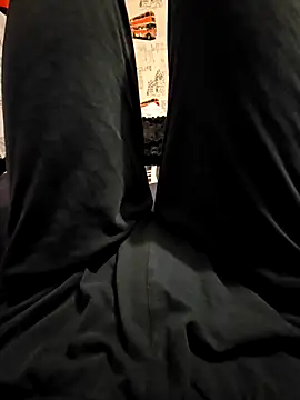 Snapshot of Azerty0911 chatting on 24, 11, 2025 Azerty0911 online show from 24, 11, 2025