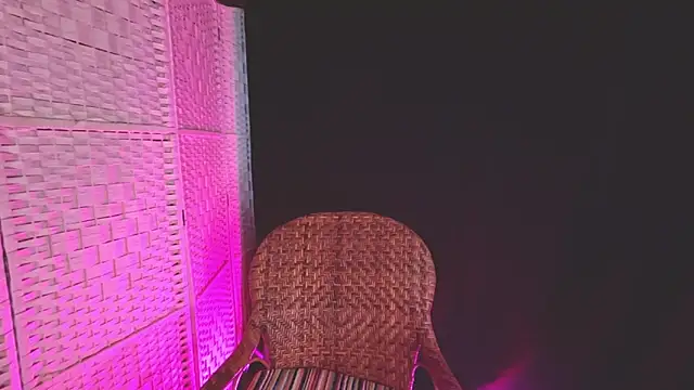 KayleyxEmily online show from 12, 1, 2025