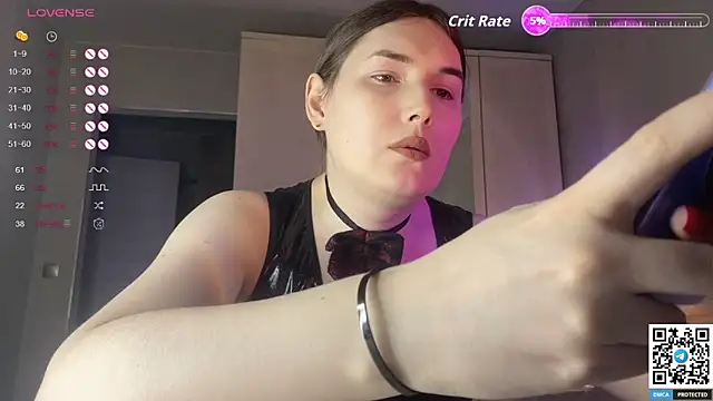 Maria Bowie online show from 26, 10, 2025