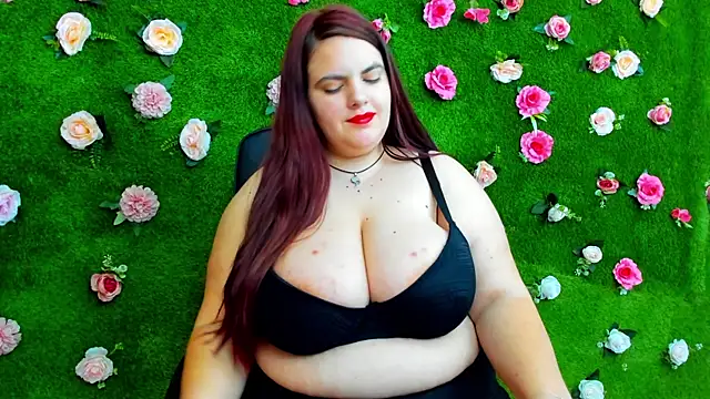 Huge Titties  online show from 19, 2, 2025