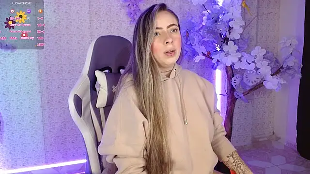 NaomiFox1 online show from 14, 3, 2025