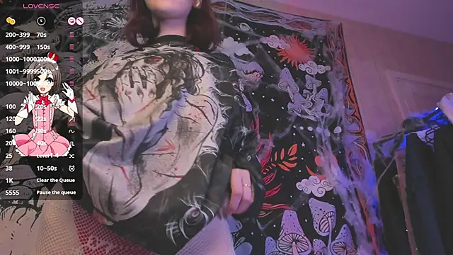 kissthasky online show from 11, 11, 2025