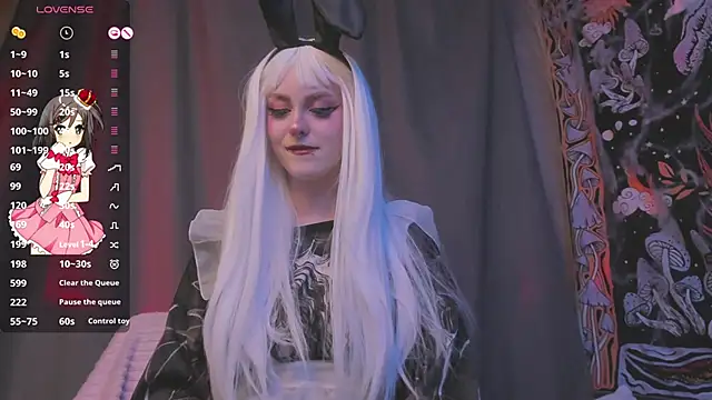 kissthasky online show from 26, 11, 2025