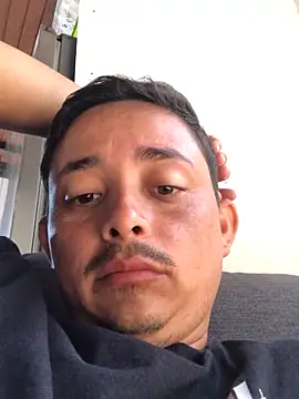 isacalejandroo online show from 19, 1, 2025