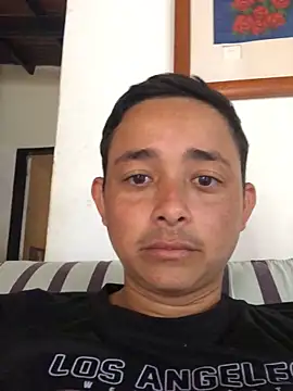 isacalejandroo online show from 29, 1, 2025