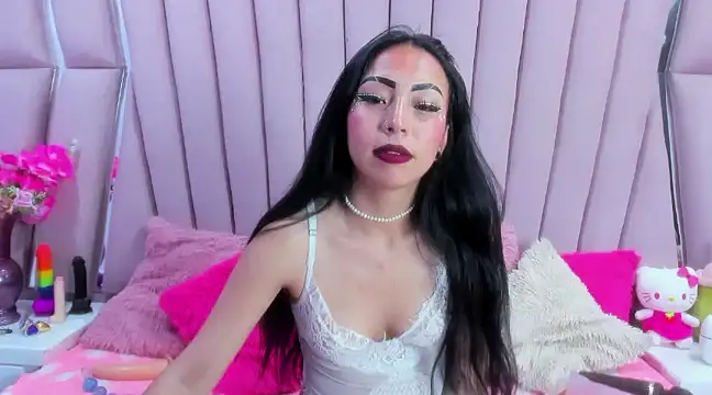 nathalia pink online show from 6, 12, 2024