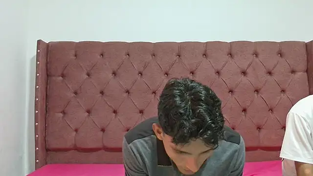 boys yourparty online show from 4, 3, 2025