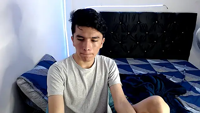 Snapshot of benji_hoter chatting on 27, 1, 2025 benji hoter online show from 27, 1, 2025