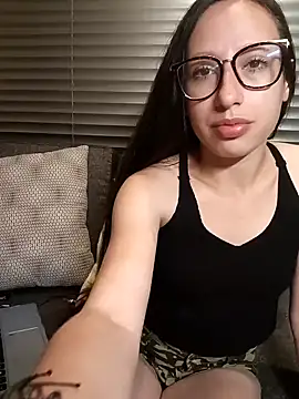 Snapshot of milena_23x chatting on 6, 2, 2025 milena 23x online show from 6, 2, 2025