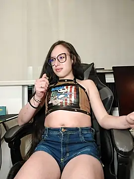 Snapshot of milena_23x chatting on 23, 3, 2025 milena 23x online show from 23, 3, 2025