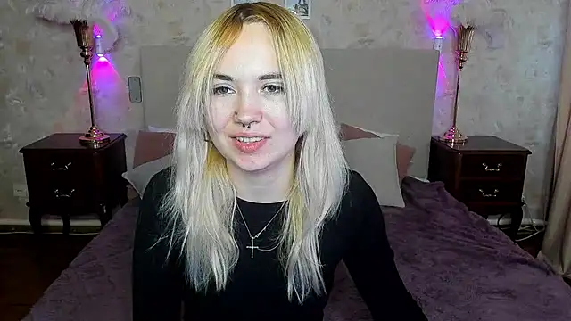 Iriska mini online show from 10, 9, 2025