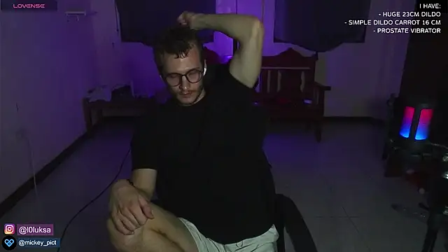 mickeypict online show from 6, 1, 2025