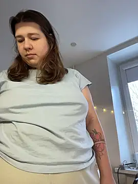 SuzieMurray online show from 21, 11, 2025