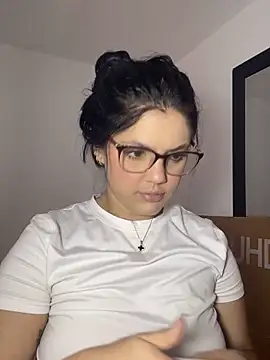 kimberlyhills1 online show from 24, 11, 2025