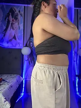 Im Little online show from 31, 1, 2025