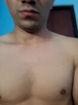 charlesss19 online show from 4, 11, 2025