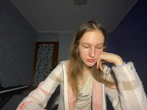 Snapshot of Eva_Angel3 chatting on 8, 2, 2025 Eva Angel3 online show from 8, 2, 2025