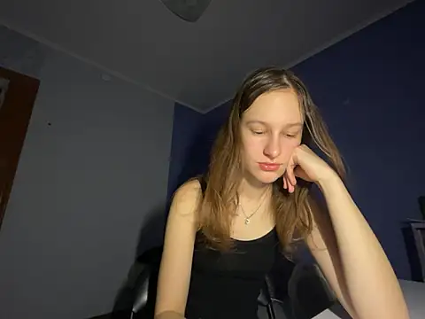 Snapshot of Eva_Angel3 chatting on 6, 3, 2025 Eva Angel3 online show from 6, 3, 2025