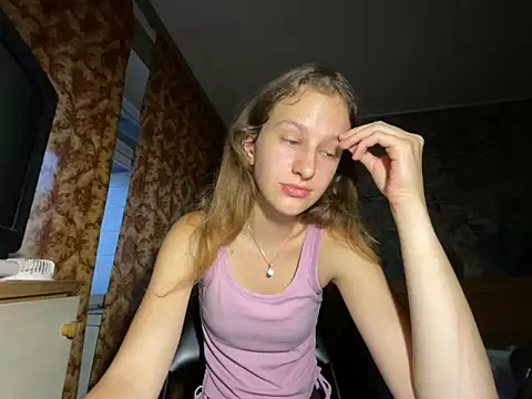 Snapshot of Eva_Angel3 chatting on 10, 9, 2025 Eva Angel3 online show from 10, 9, 2025