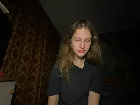 Snapshot of Eva_Angel3 chatting on 27, 9, 2025 Eva Angel3 online show from 27, 9, 2025