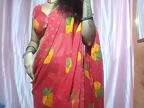 poojaxxx65 online show from 5, 3, 2025