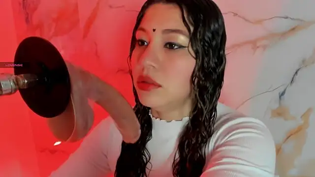 hade cute online show from 14, 4, 2026