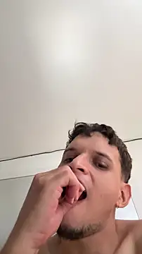 ArturoDelgado1 online show from 15, 4, 2026