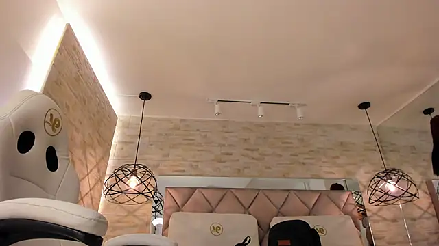 dorothy vegga online show from 14, 2, 2025