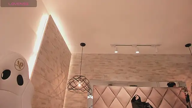 dorothy vegga online show from 14, 3, 2025