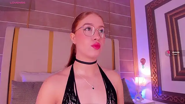 Snapshot of AbigailCarter chatting on 4, 2, 2026 AbigailCarter online show from 4, 2, 2026