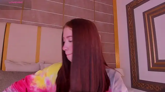 Snapshot of AbigailCarter chatting on 19, 2, 2026 AbigailCarter online show from 19, 2, 2026